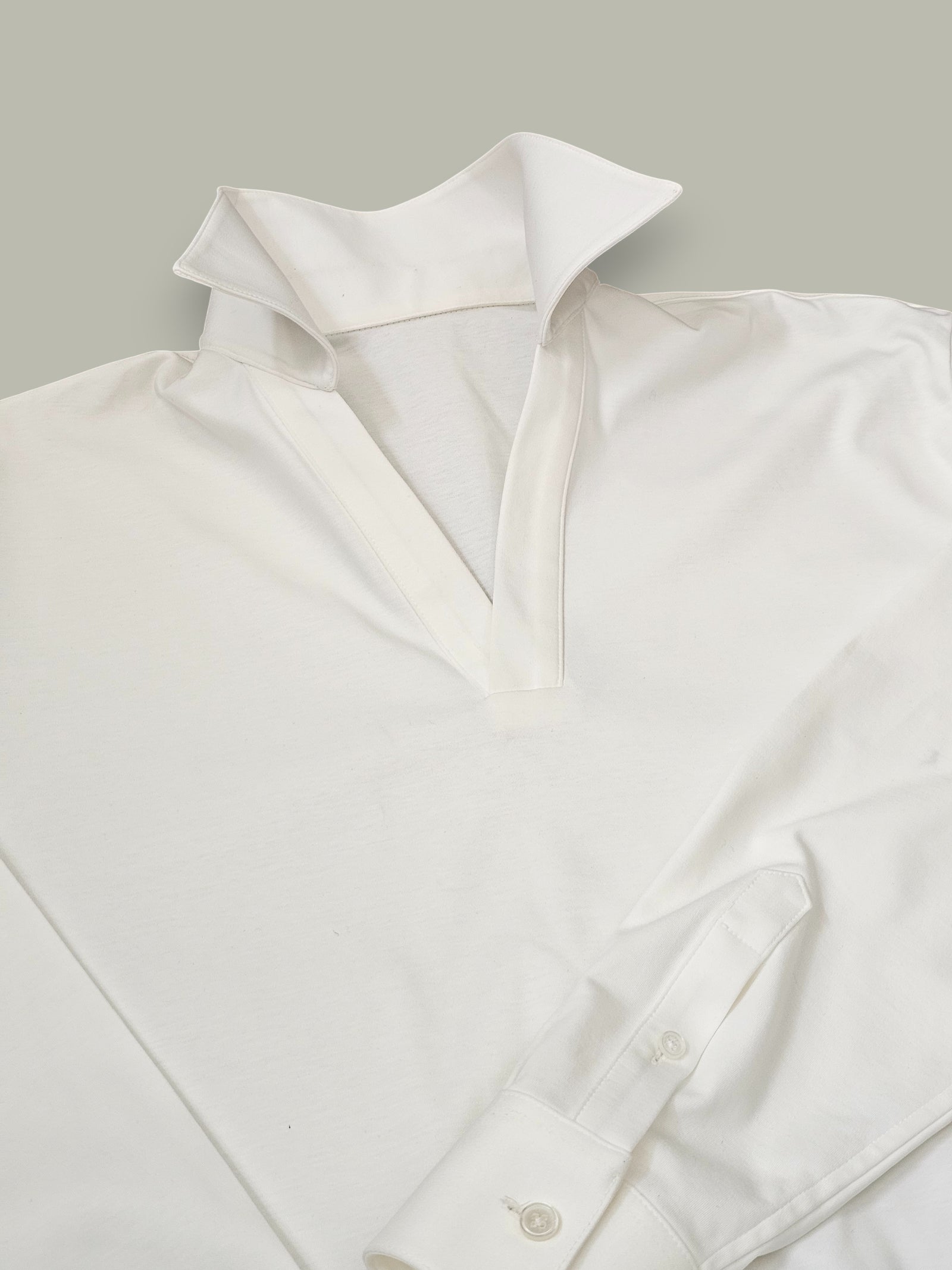 V COLLAR POLO - JUST A MEN SHOE